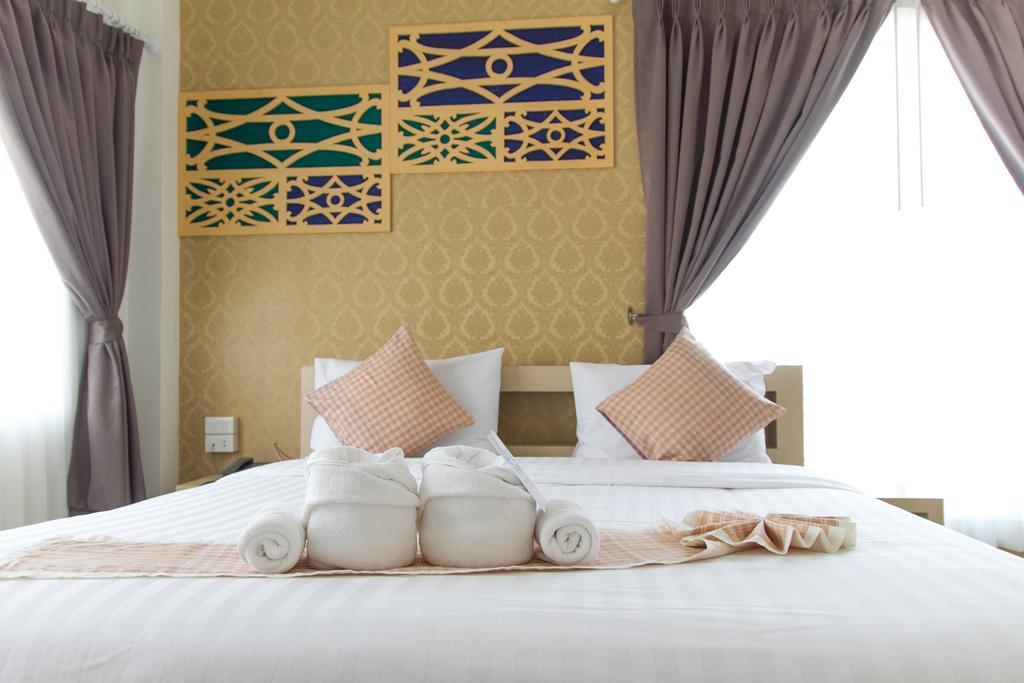 Crystal Nongkhai Hotel Nong Khai Exteriör bild